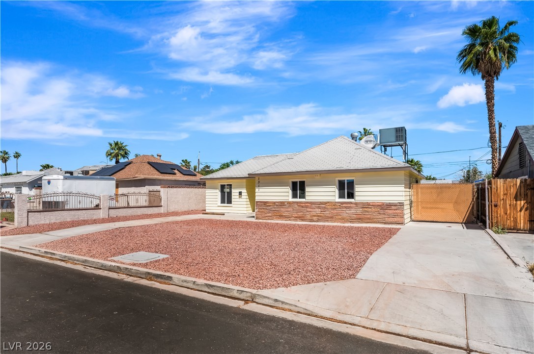 1311 Sweeney Avenue