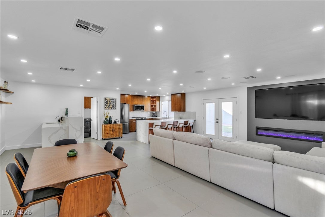 4170 Sheppard Drive
