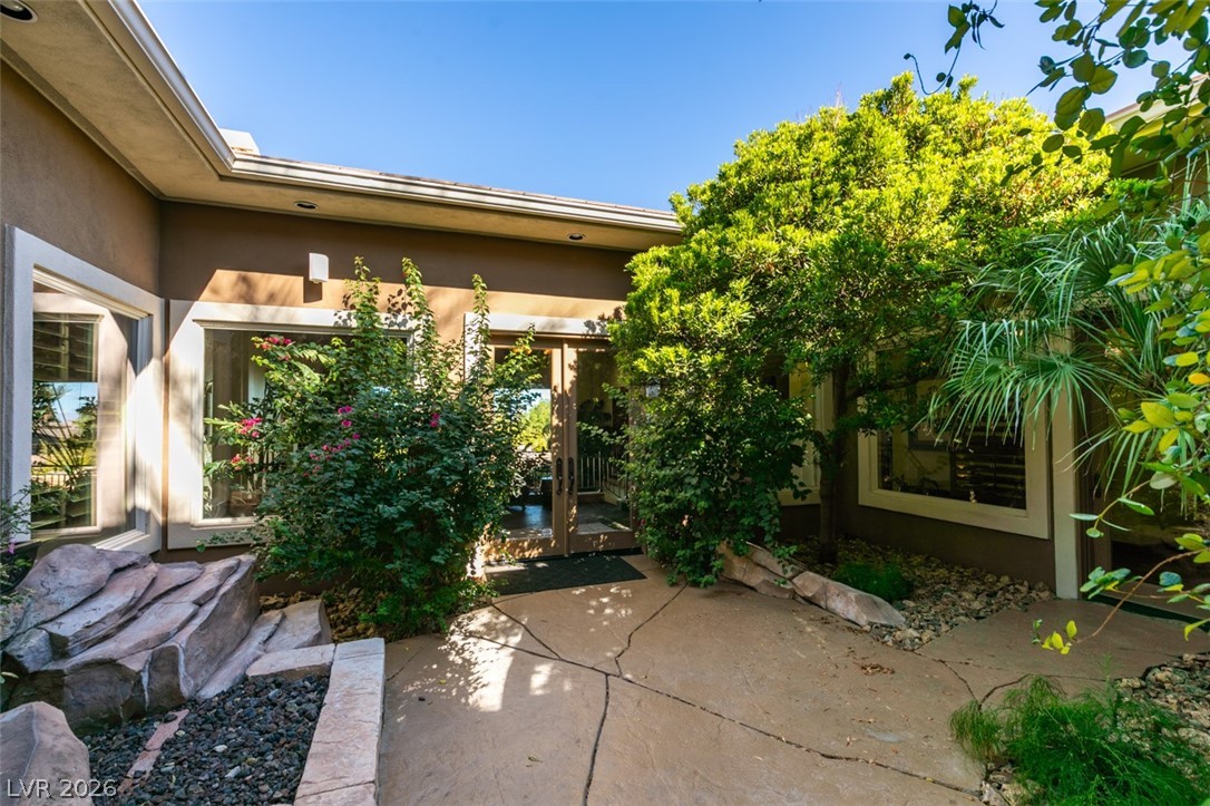 549 Regents Gate Drive