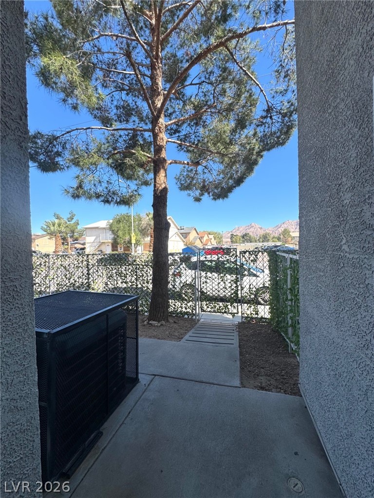 1723 N Lamont Street