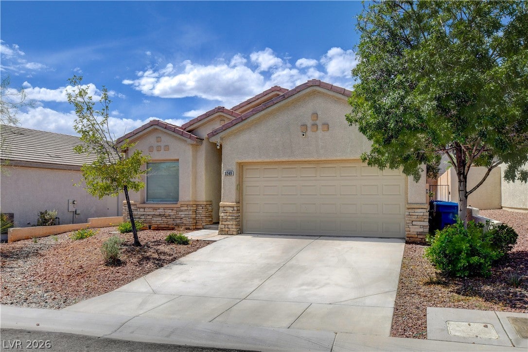 3249 Robins Creek Place