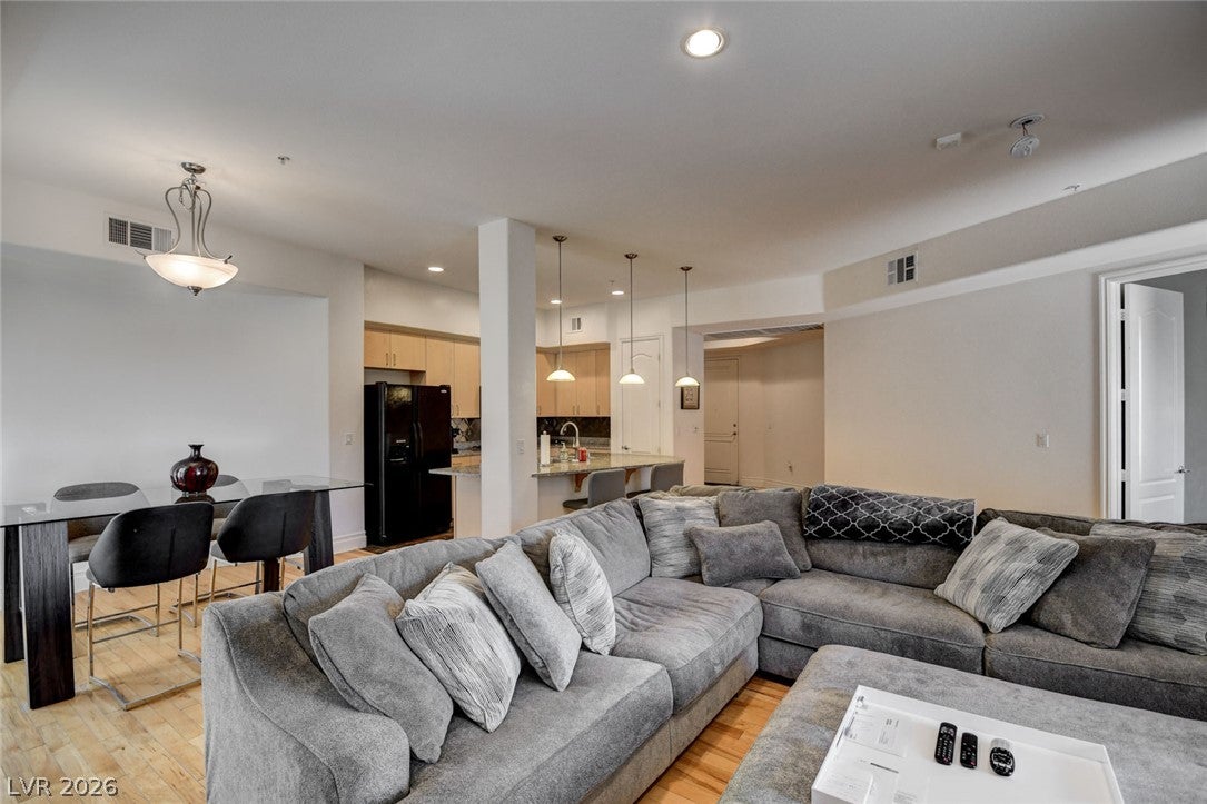 38 E Serene Avenue 306