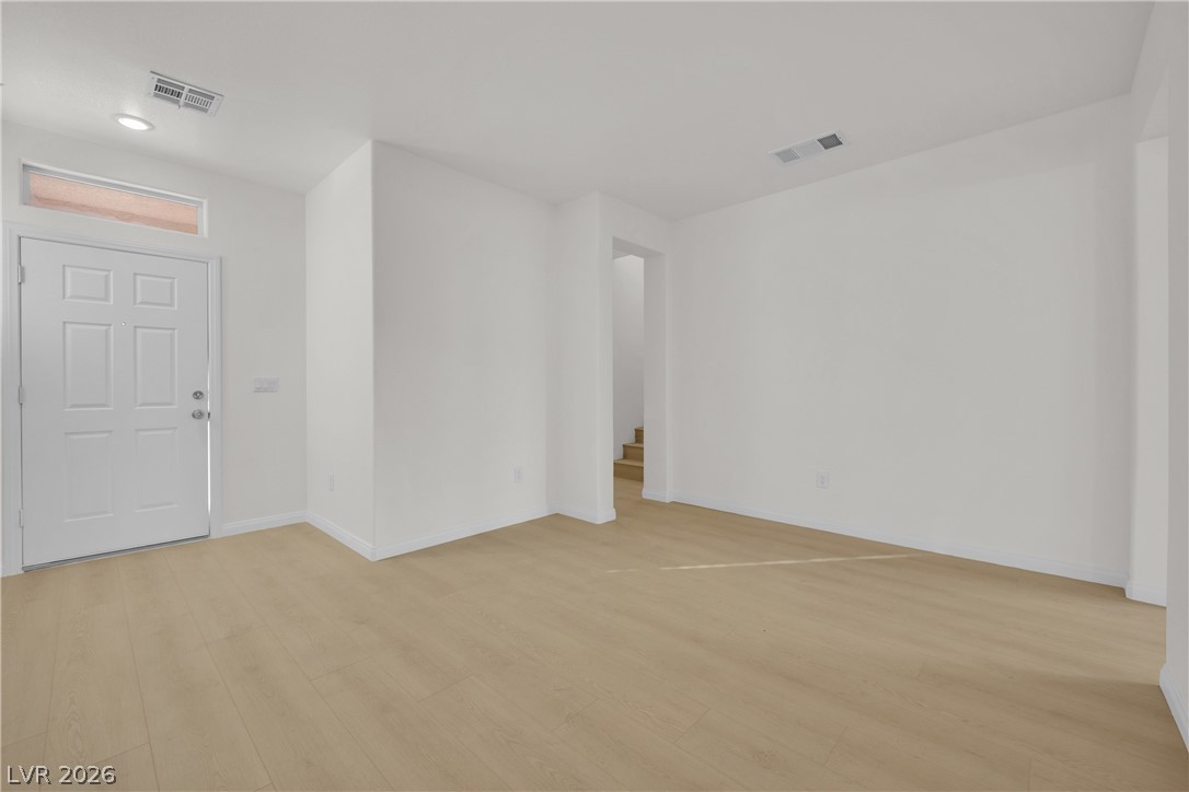 8668 Diamond Sand Avenue