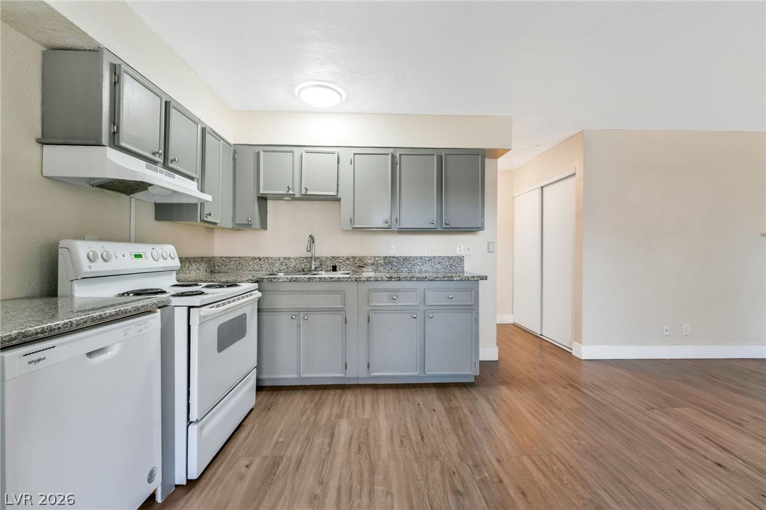 4300 N Lamont Street 200