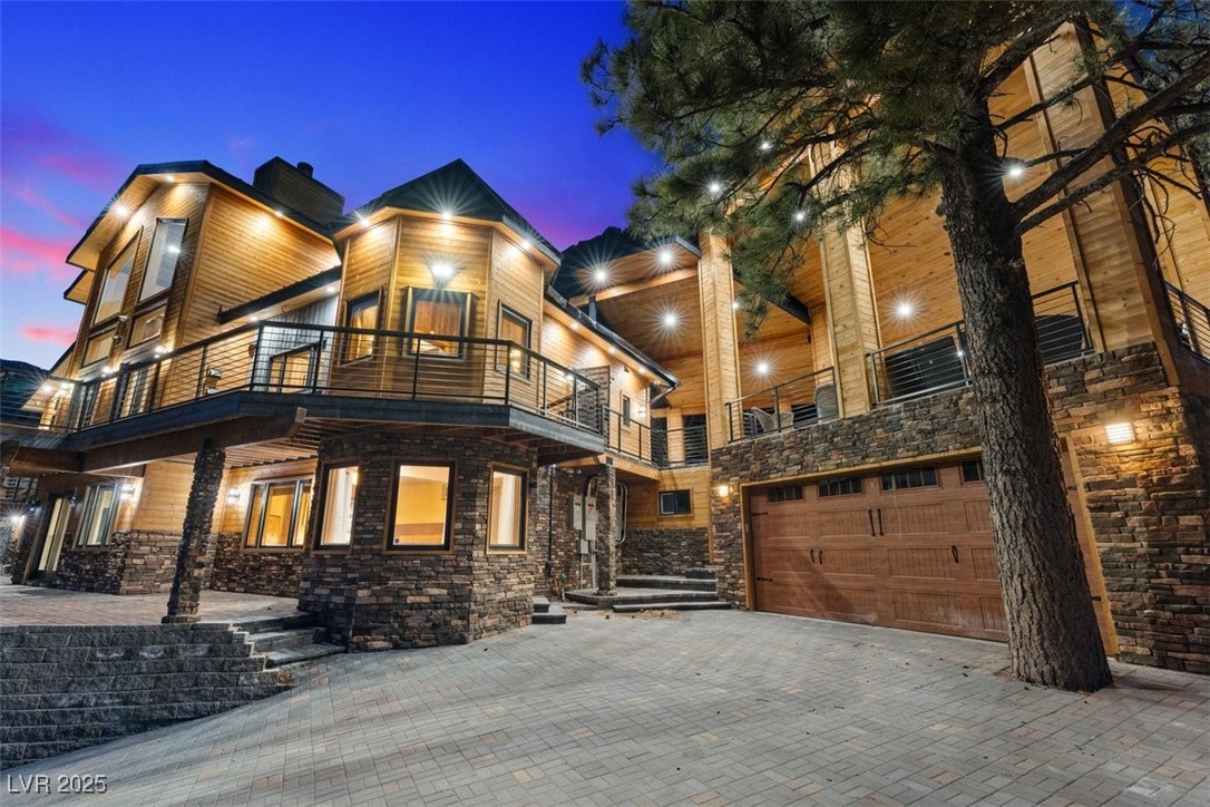 306 Crestview Drive