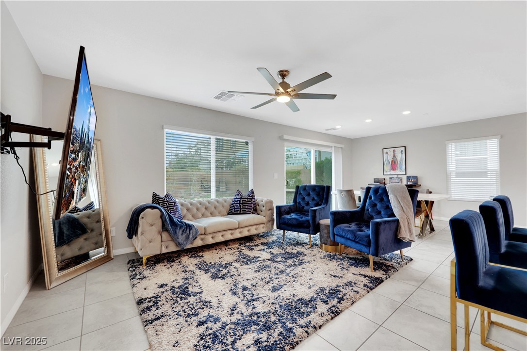 Las Vegas, Nevada 89108, United States, 3 Bedrooms Bedrooms, ,3 BathroomsBathrooms,Residential,Active,86675