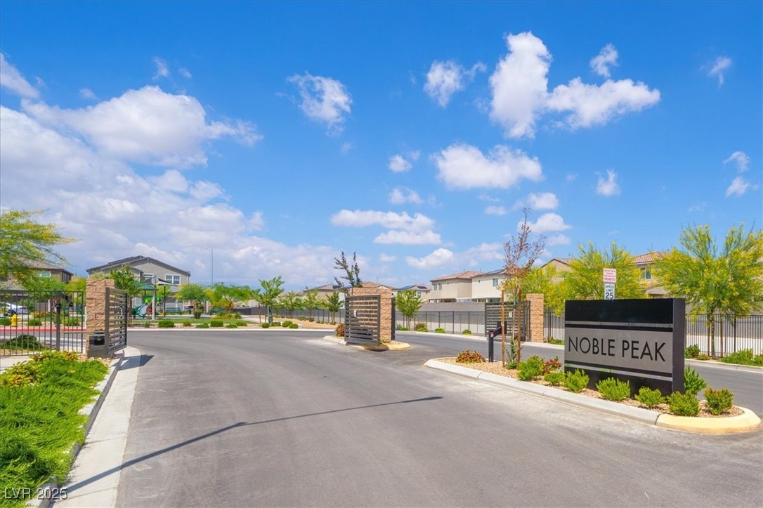 4526 Cloudrest Peak Street, North Las Vegas, Nevada image 22