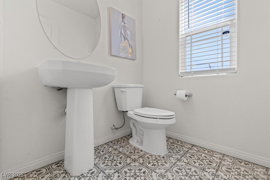 4526 Cloudrest Peak Street, North Las Vegas, Nevada image 16