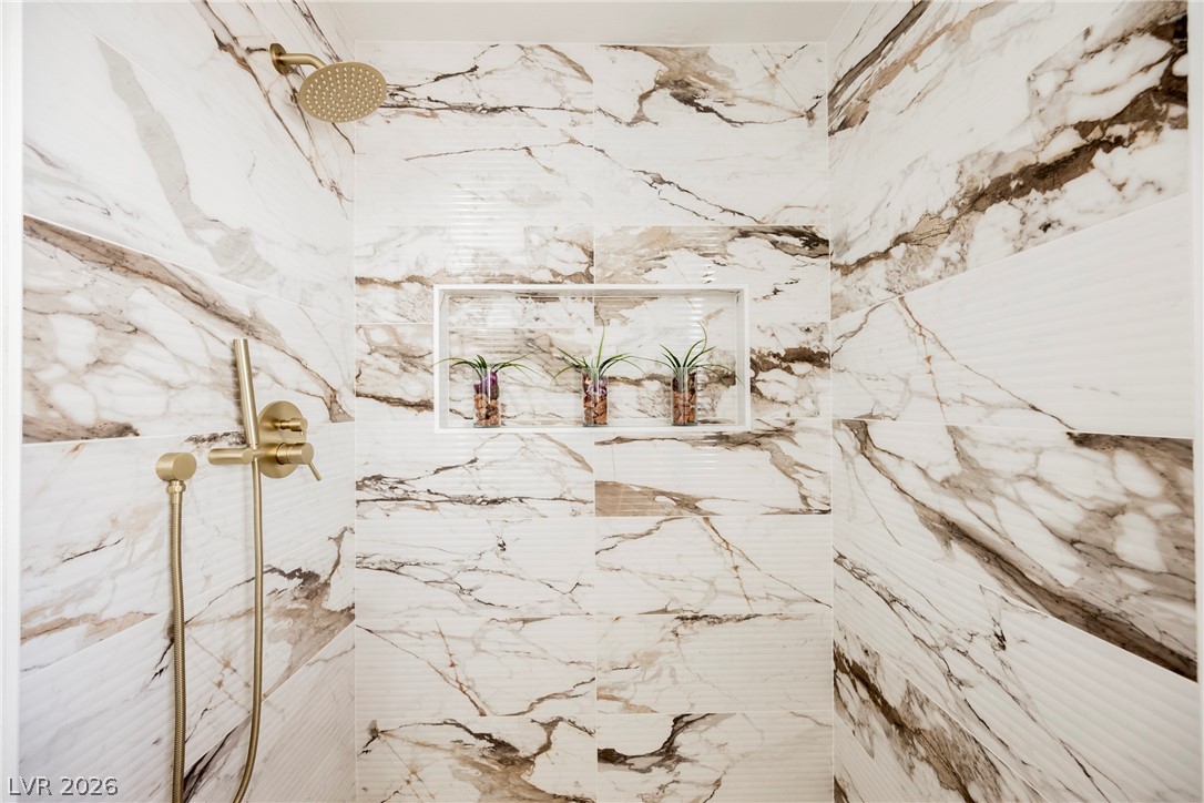 3408 Calle De Corrida