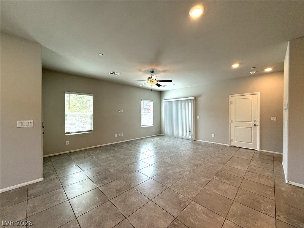 522 Spy Rock Avenue