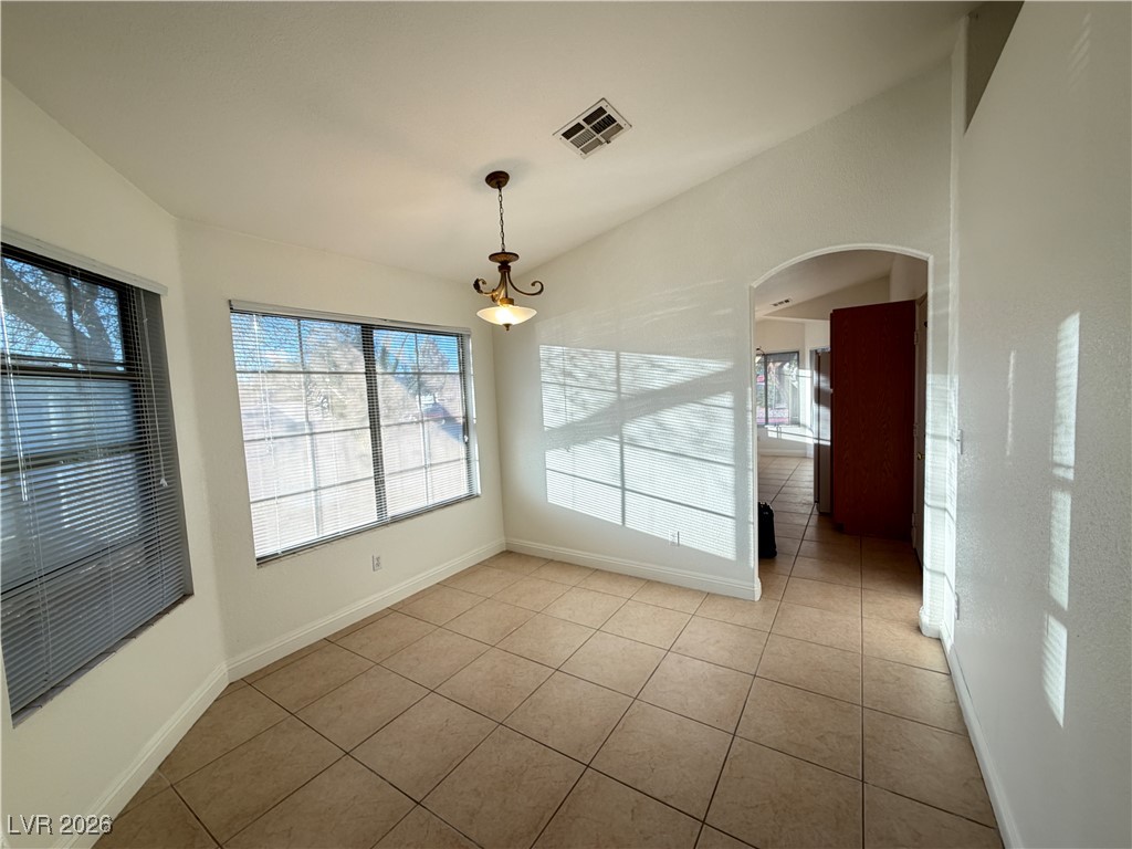 1069 Ashwood Bay Avenue