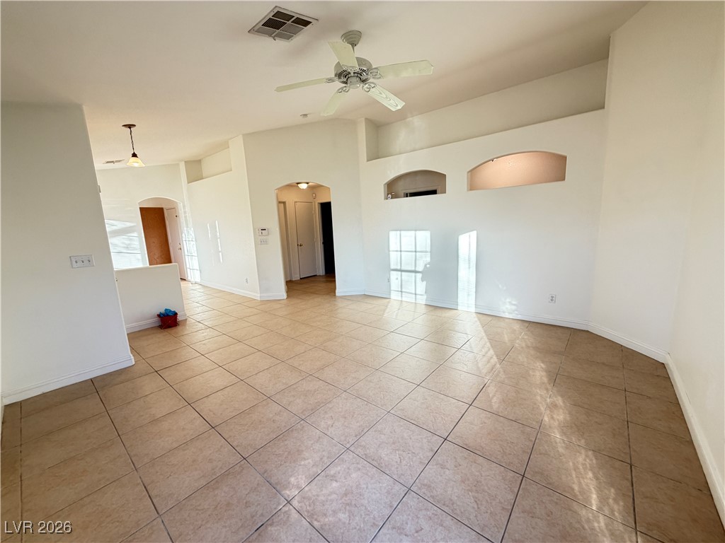 1069 Ashwood Bay Avenue