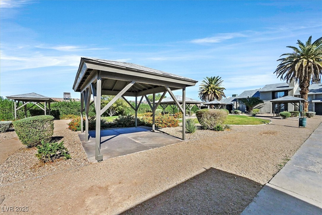 Henderson, Nevada 89011, United States, 2 Bedrooms Bedrooms, ,2 BathroomsBathrooms,Residential,Active,241996