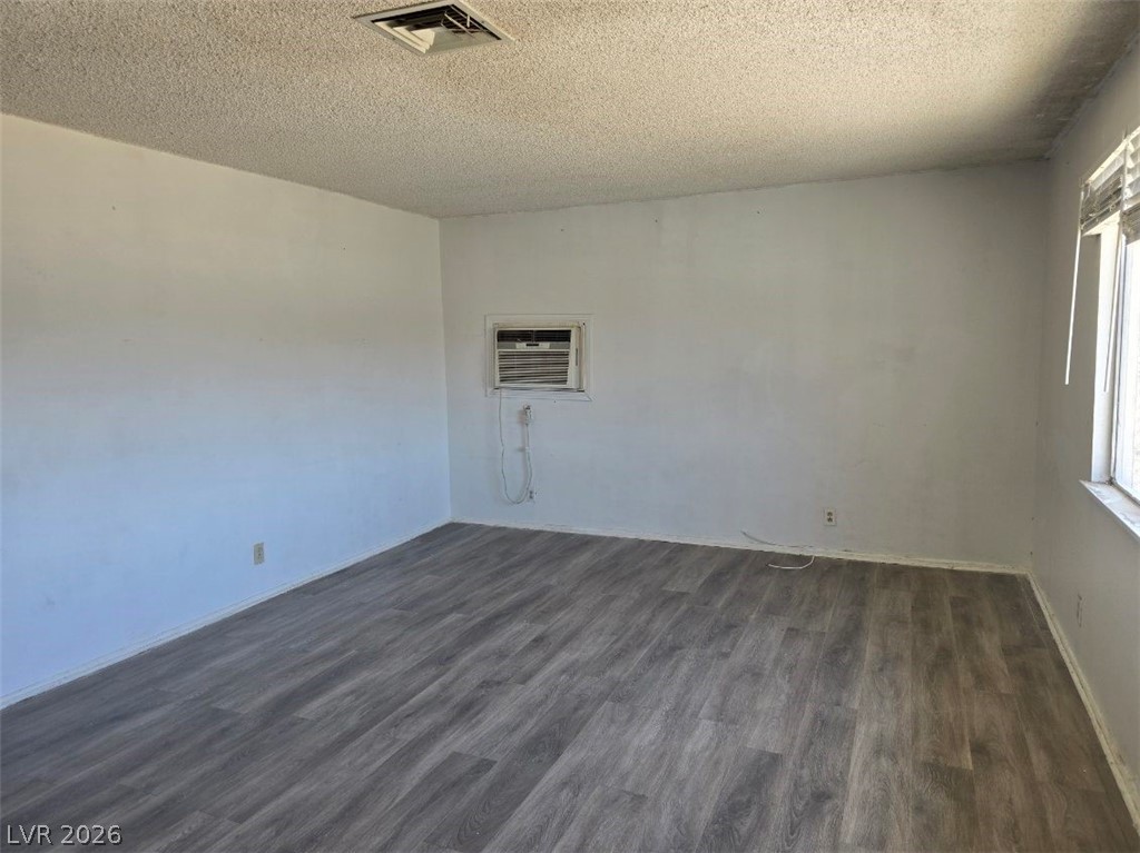 708 Veronica Avenue