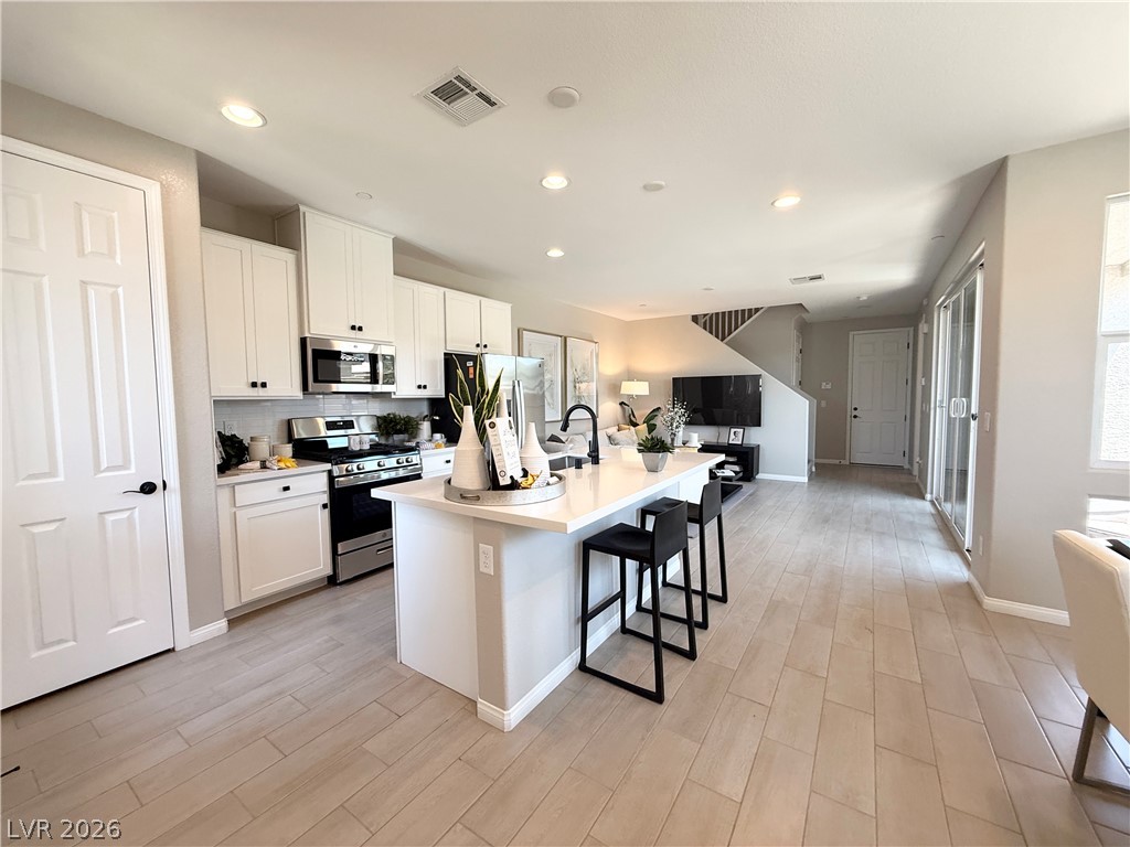 916 Cottonwood Hill Place