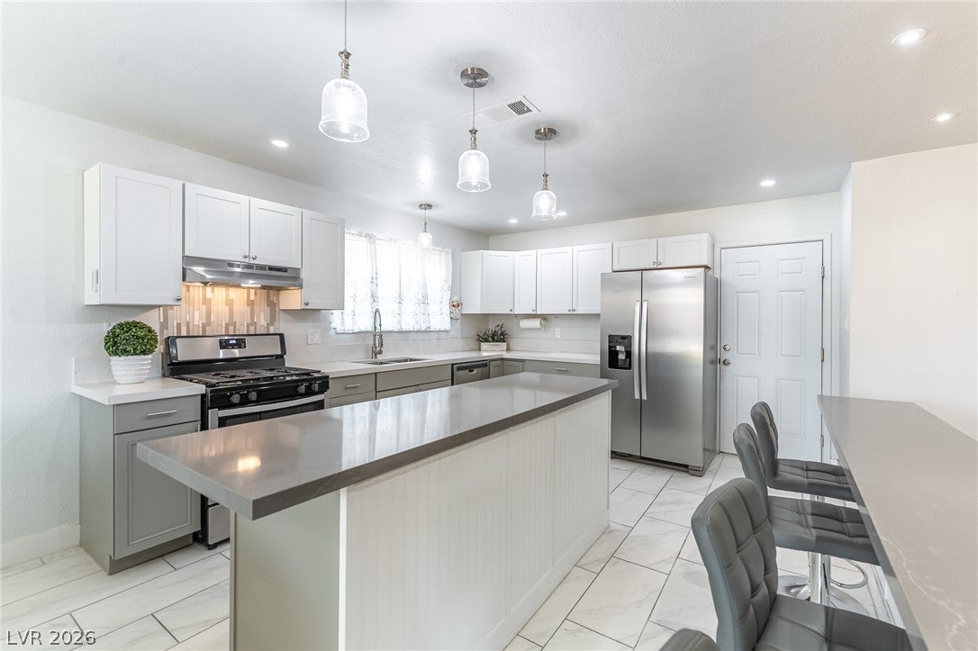 105 S Cimarron Road