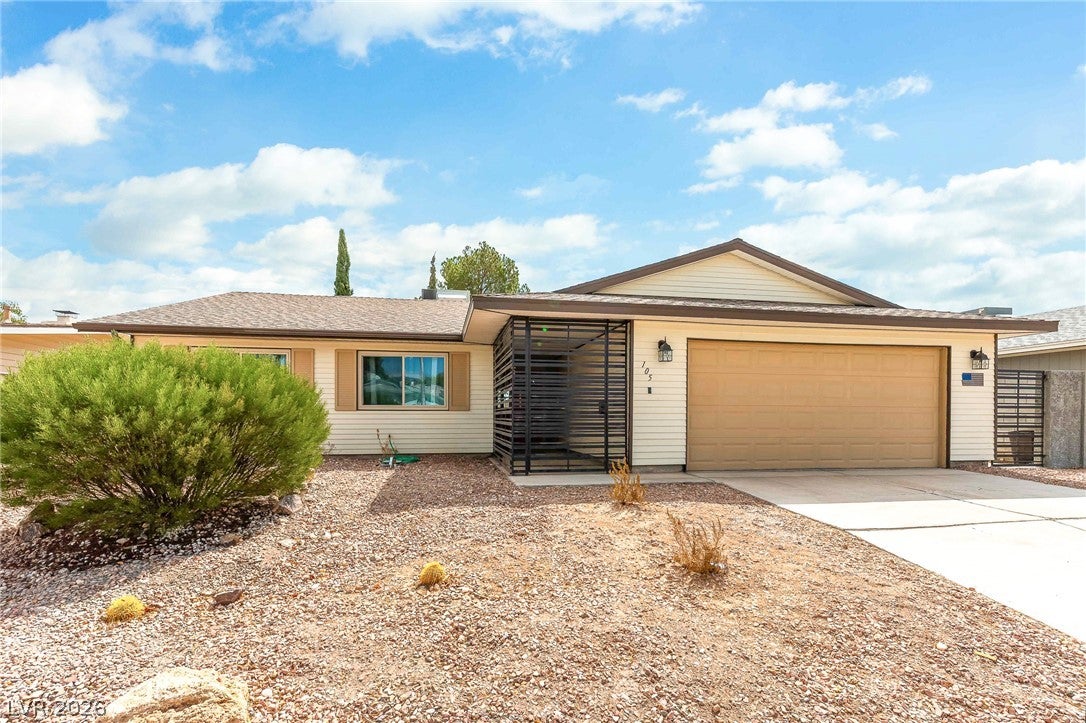 105 S Cimarron Road