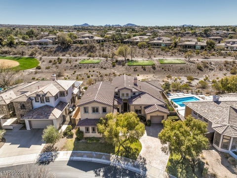 Photo of 1 Ibis Court, Henderson, NV 89052 (MLS # 2690608)