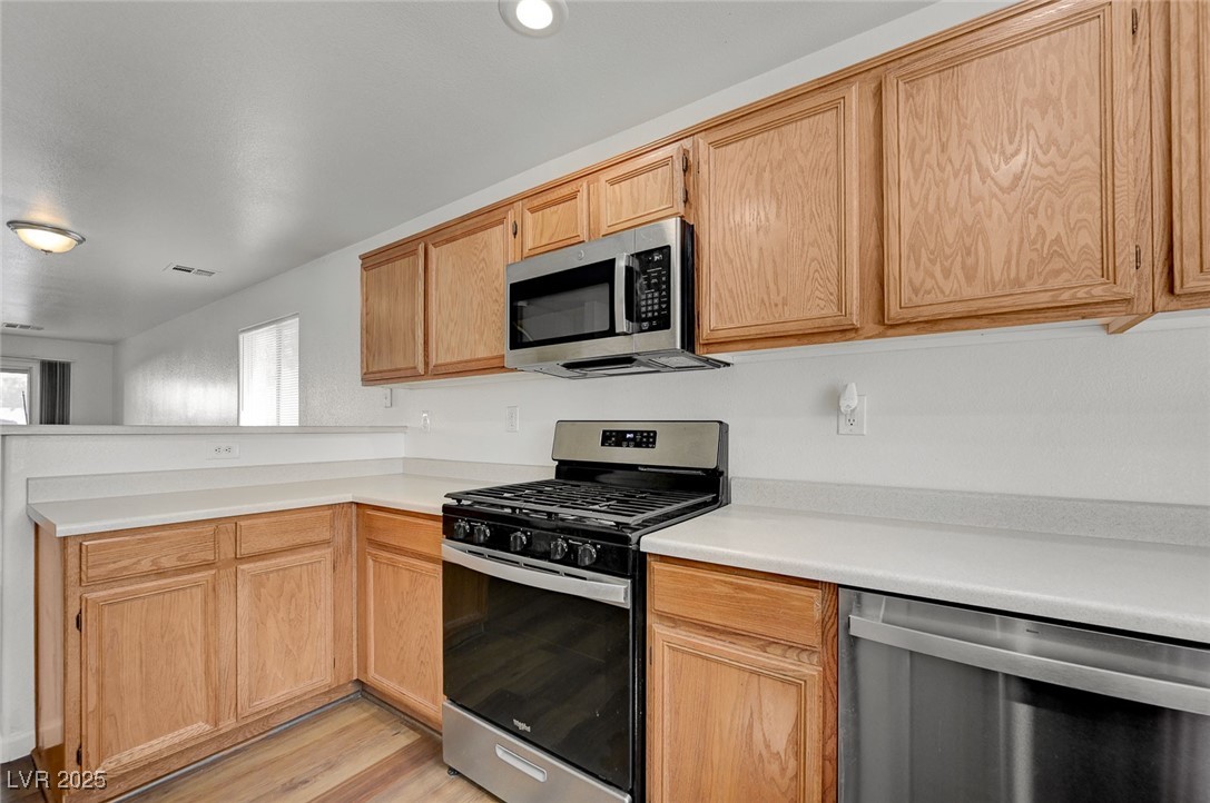8396 Pearl Beach Court, Las Vegas, Nevada image 13