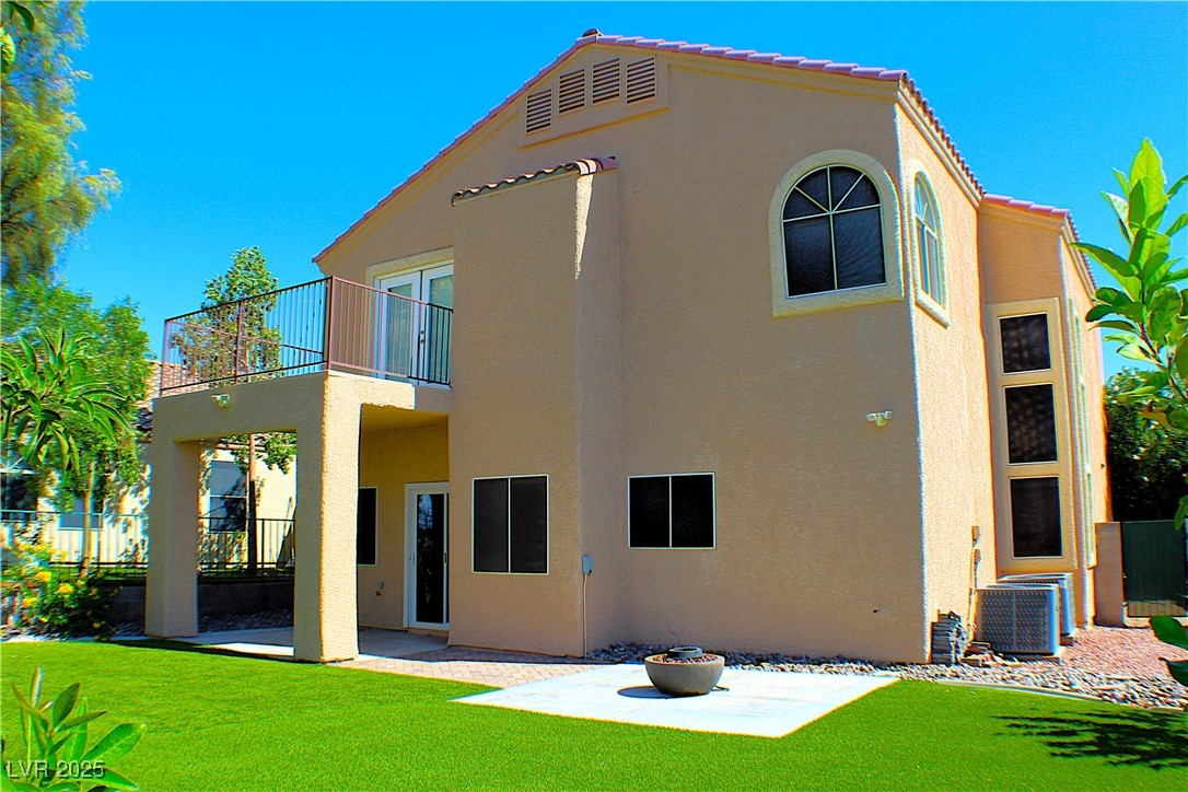 Henderson, Nevada 89052, United States, 3 Bedrooms Bedrooms, ,3 BathroomsBathrooms,Residential,Pending,219594