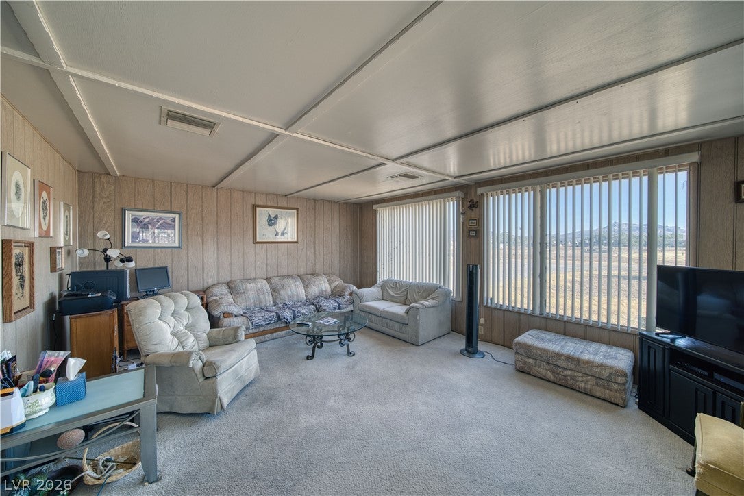 1260 Windy Lane