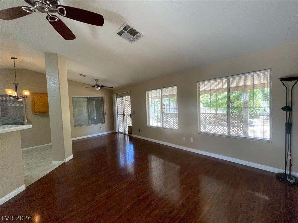 3500 Redwood Ridge Way