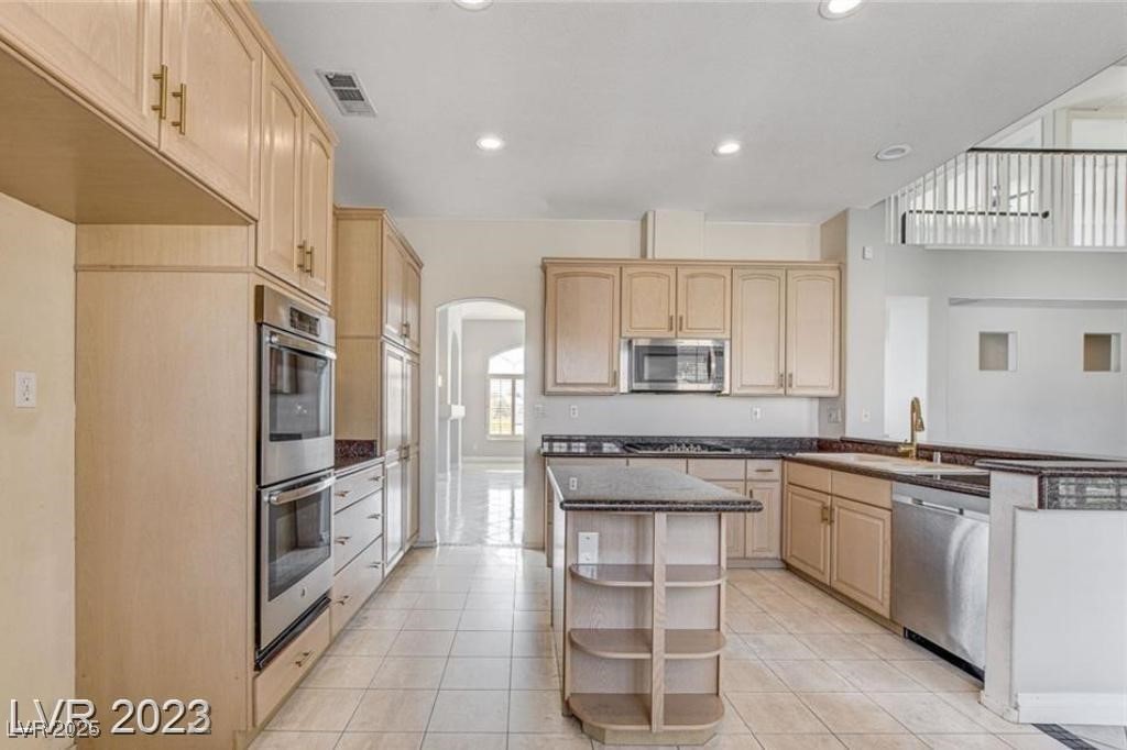 1842 Bogey Way, Henderson, Nevada image 15