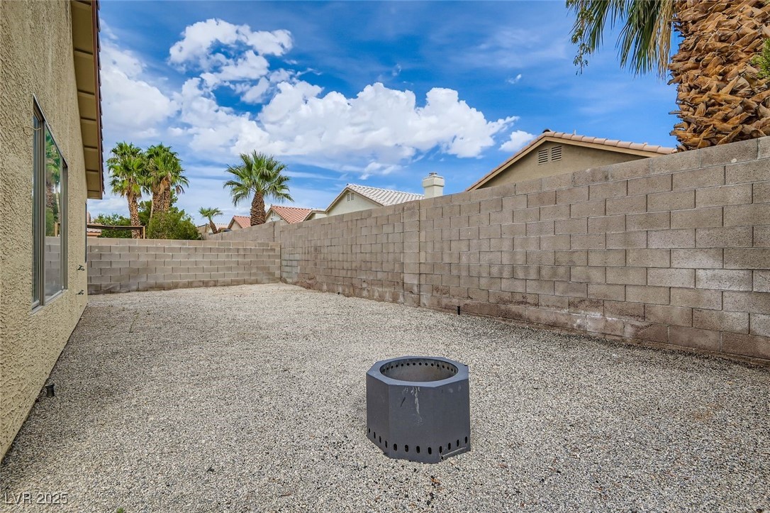 Las Vegas, Nevada 89149, United States, 3 Bedrooms Bedrooms, ,2 BathroomsBathrooms,Residential,Active,194064