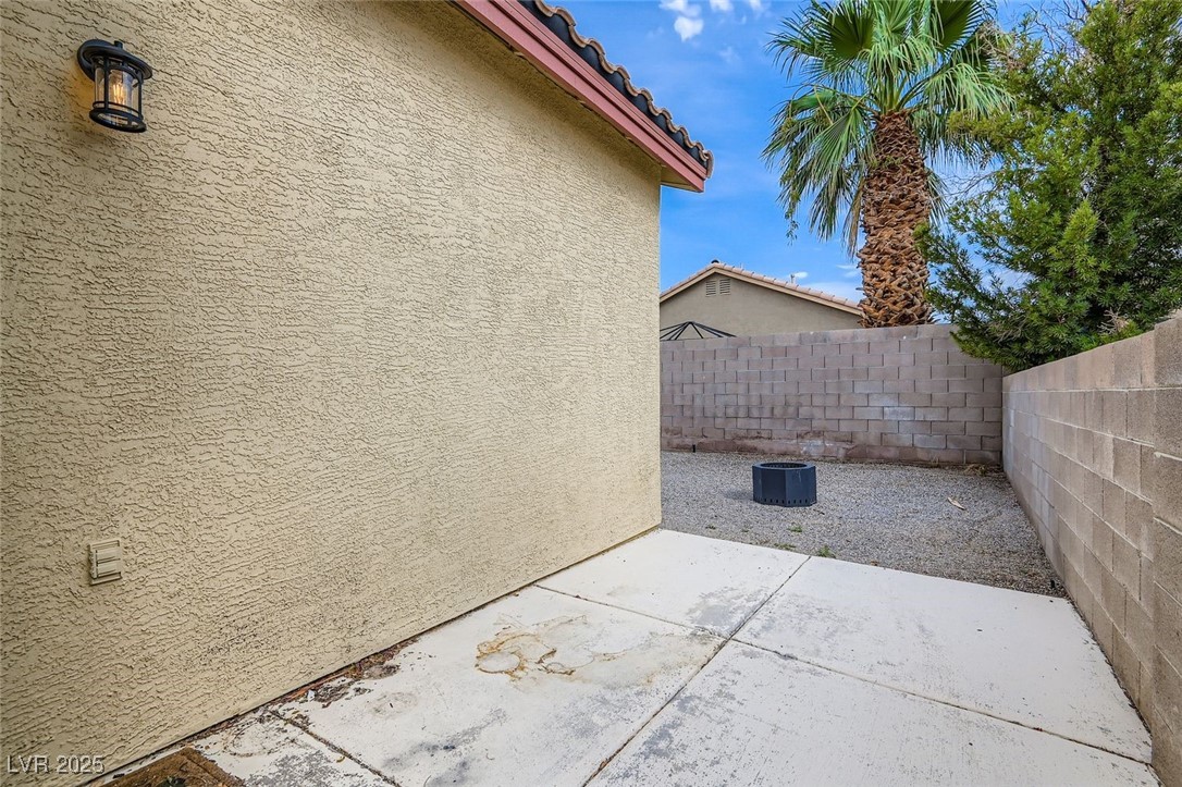 Las Vegas, Nevada 89149, United States, 3 Bedrooms Bedrooms, ,2 BathroomsBathrooms,Residential,Active,194064