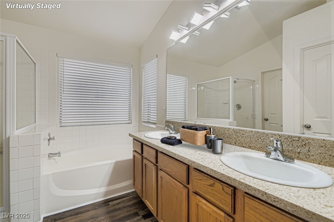 Las Vegas, Nevada 89149, United States, 3 Bedrooms Bedrooms, ,2 BathroomsBathrooms,Residential,Active,194064