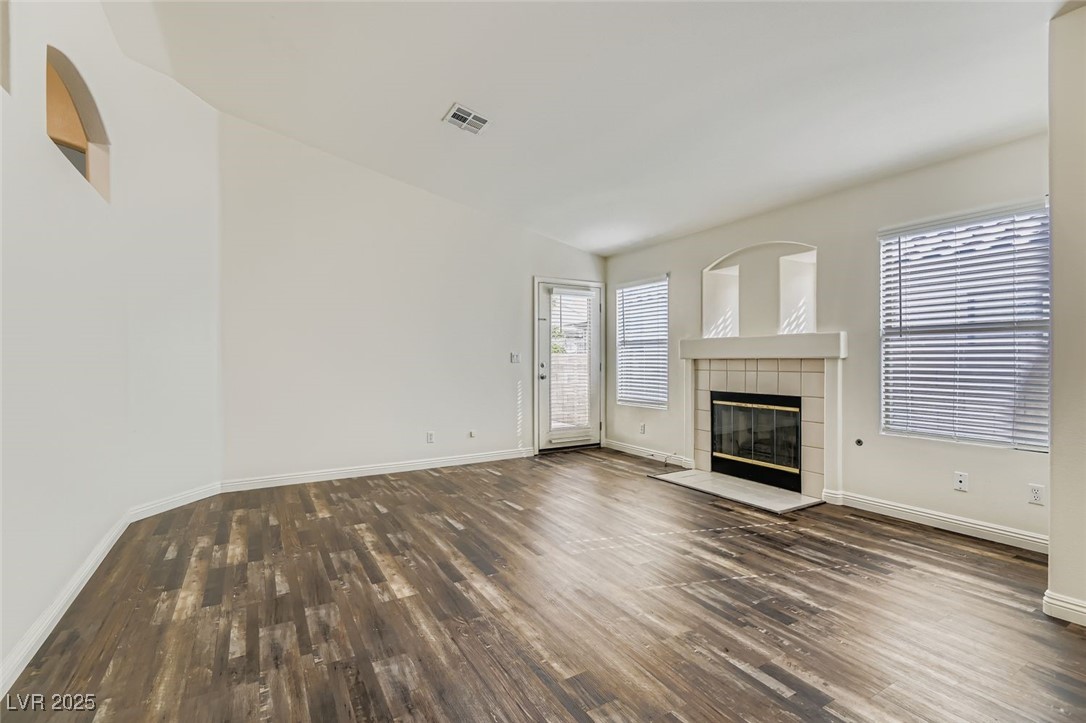 Las Vegas, Nevada 89149, United States, 3 Bedrooms Bedrooms, ,2 BathroomsBathrooms,Residential,Active,194064