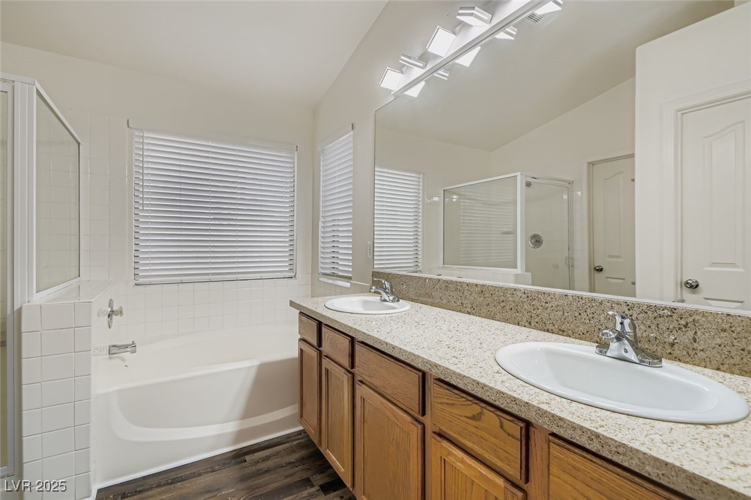 Las Vegas, Nevada 89149, United States, 3 Bedrooms Bedrooms, ,2 BathroomsBathrooms,Residential,Active,194064