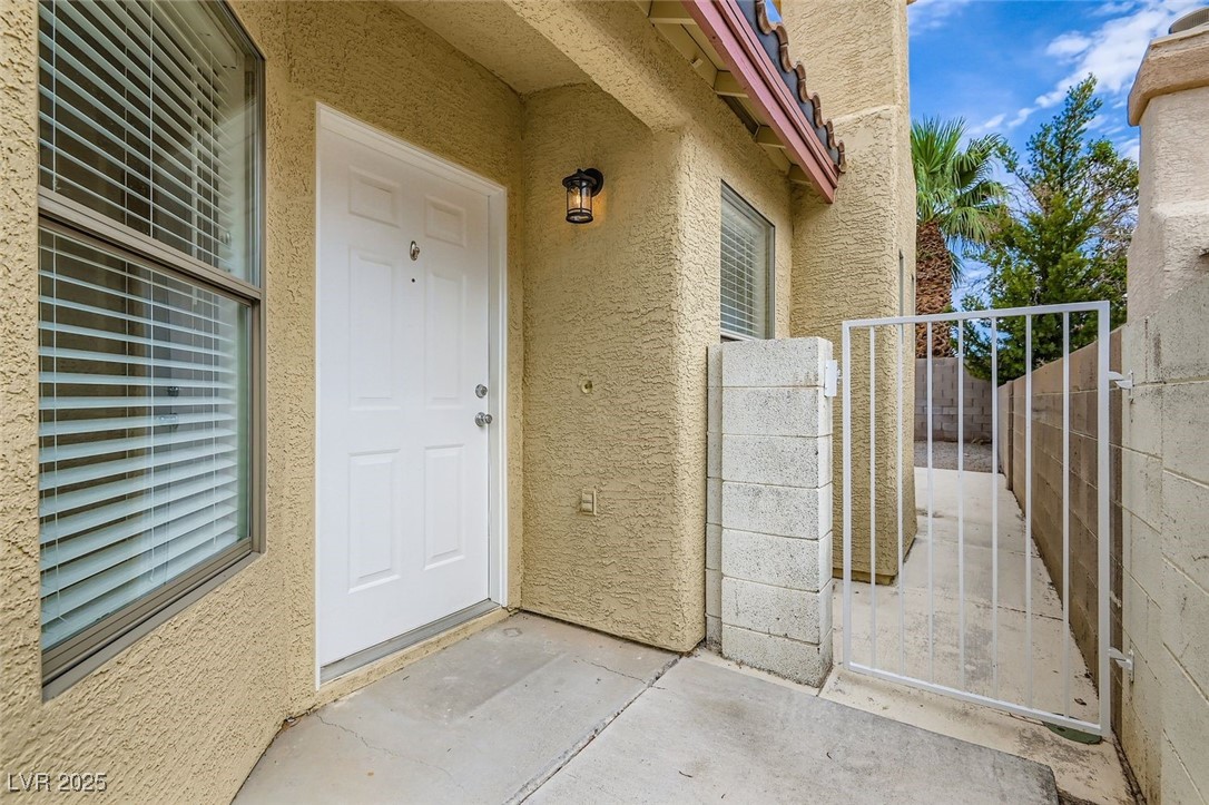 Las Vegas, Nevada 89149, United States, 3 Bedrooms Bedrooms, ,2 BathroomsBathrooms,Residential,Active,194064