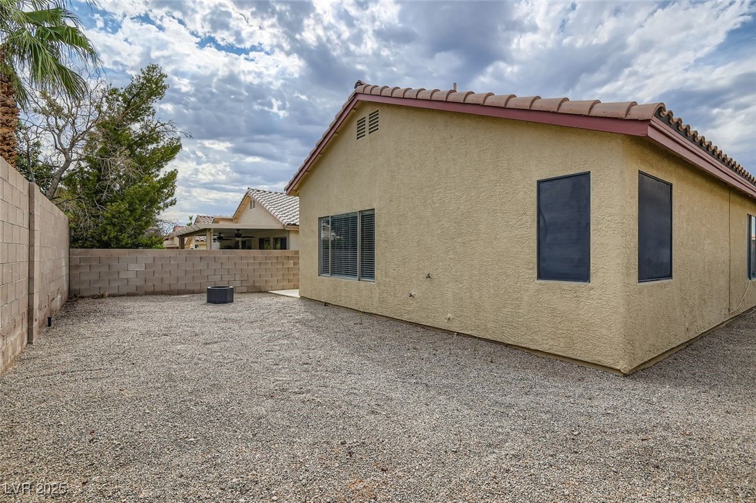 Las Vegas, Nevada 89149, United States, 3 Bedrooms Bedrooms, ,2 BathroomsBathrooms,Residential,Active,194064