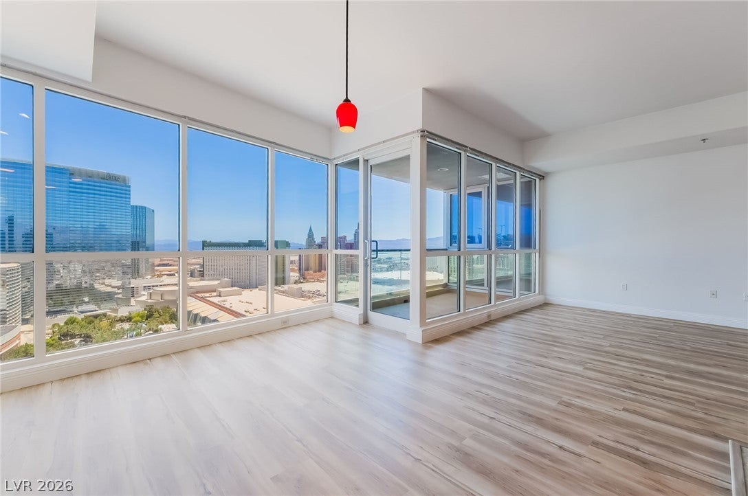 4575 Dean Martin Drive 2809
