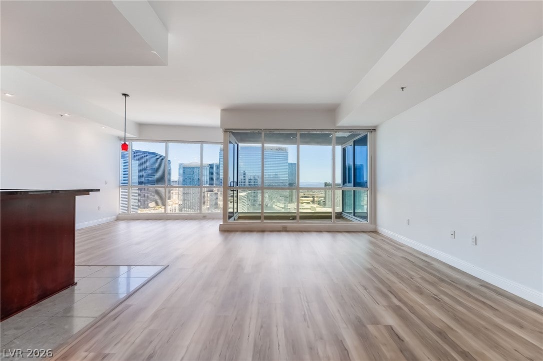 4575 Dean Martin Drive 2809