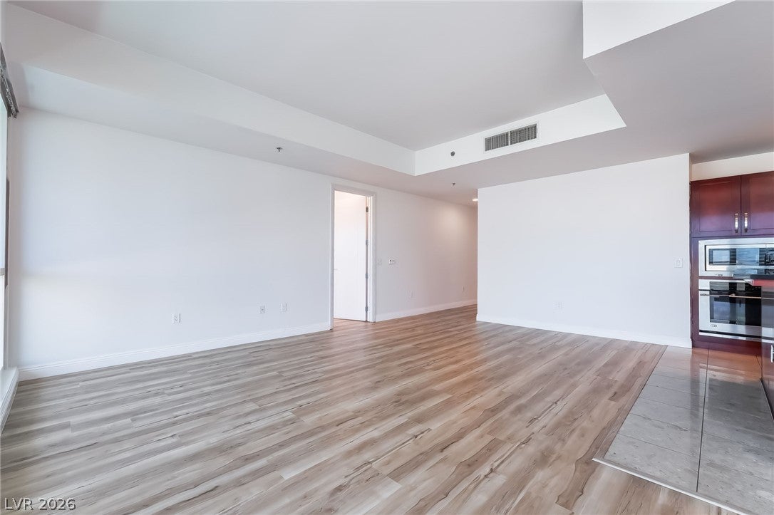4575 Dean Martin Drive 2809