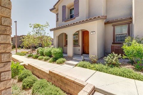 Townhouse For Rent - 73 Alamere Falls Drive #73<br/> Clark County, Las Vegas, NV 89138