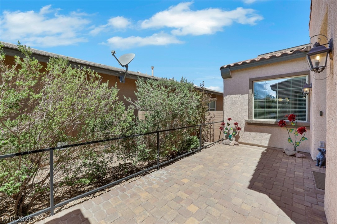 492 Heritage Bridge Avenue