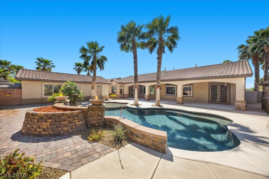 7032 Via Campanile Avenue