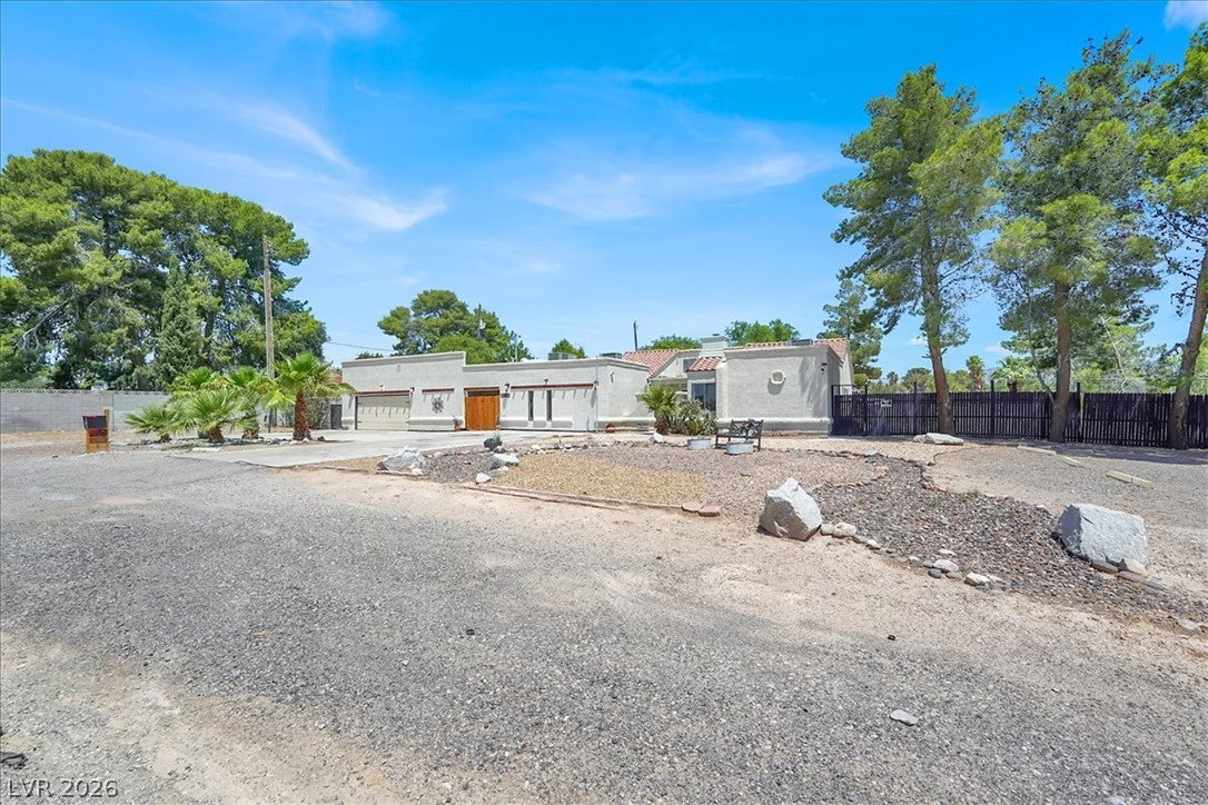 5008 Donnie Avenue