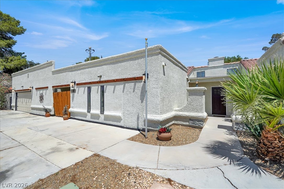 5008 Donnie Avenue