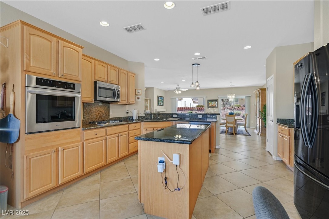 2156 Shadow Canyon Drive, Henderson, Nevada image 12
