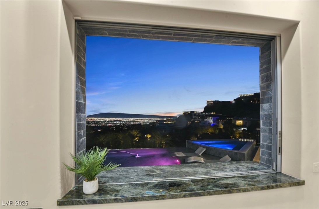 1228 Stellar Rim Court, Henderson, Nevada image 15