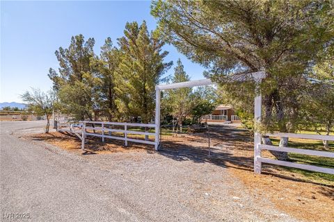 Photo of 700 Cynthia Street, Pahrump, NV 89048 (MLS # 2728676)
