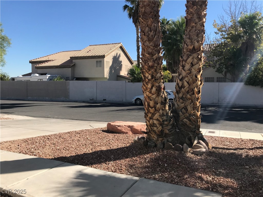 5423 Dancing Bear Drive