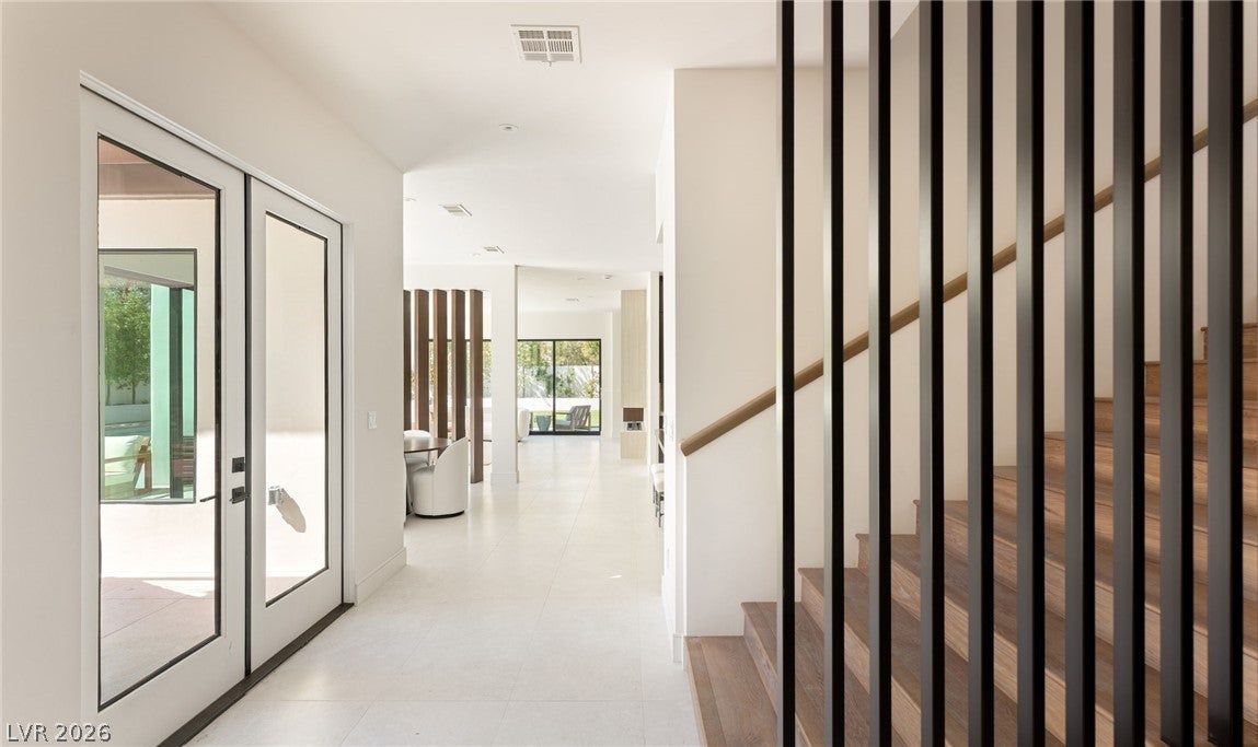 301 N Royal Ascot Drive