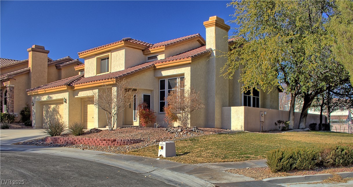 8916 Stafford Springs Drive, Las Vegas, Nevada image 3