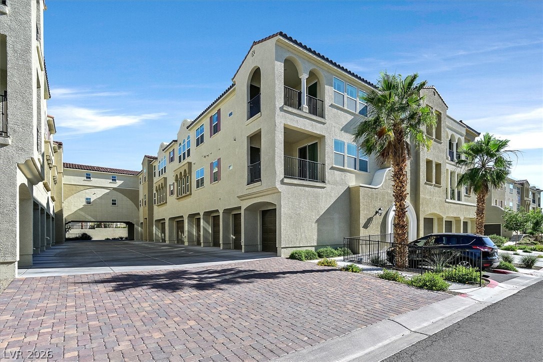 2555 Hampton Road 4306
