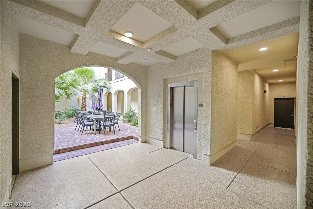 2555 Hampton Road 4306